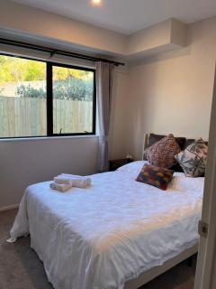 New Greenhithe Cozy Flat - 3