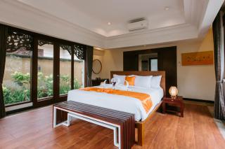 Villa Anggrek Jimbaran - Jimbaran - 7
