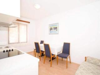 Guest House Rooms Rose - Romantic Double Room with Balcony and Sea View No 1 - Molunat - 8