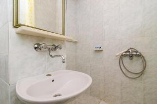 Apartments Sutvid- One Bedroom Apartment with Loggia and Sea View - Drače - 4