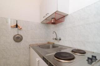 Apartments Sutvid- One Bedroom Apartment with Loggia and Sea View - Drače - 9
