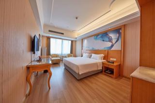 Azure view Elegant Hotel Guangzhou South Railway Station Branch - Free Shuttle Bus to Guangzhou South Railway Station & Free Deliver Service to Canton Fair Complex During Canton Fair Period - Canton - 2