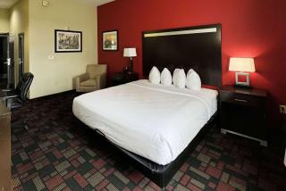 Wingate by Wyndham Lake Charles Casino Area - 2