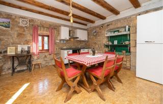 Beautiful Apartment In Hrvace With Wifi - Hrvace - 6