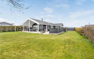 3 Bedroom Cozy Home In Hejls - Hejls - 1