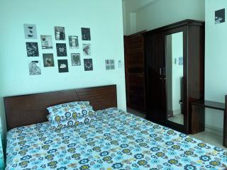 Fully furnished, one bedroom apartment with kitchen, washroom etc B007 - Dhaka - 5