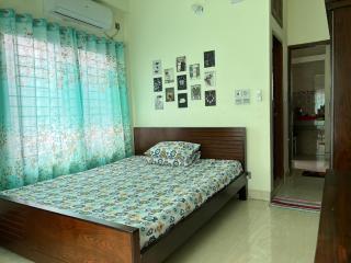 Fully furnished, one bedroom apartment with kitchen, washroom etc B007 - Dhaka - 7