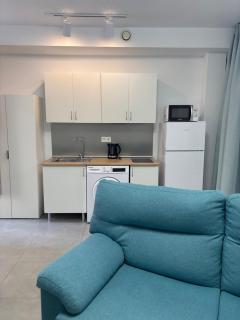 Apartamento 1 a 10 caminando de la ESTACIÓN DE BUS Y TREN MARÍA ZAMBRANO - Málaga - 6