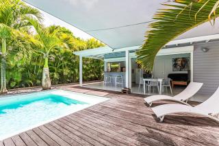 Villa Louise - Maison climatisée avec piscine - Saint-François - 0