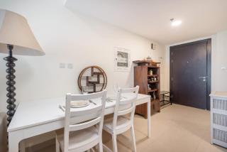 Charming, Sun-Filled 1-Bedroom in Red Residence, Dubai Sports City - Dubai - 3