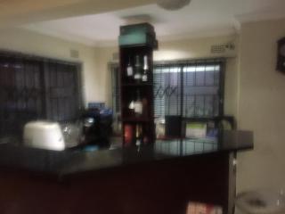 The Raps Guesthouse - Meadowlands - 2