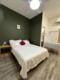 Catus Theme Walk Up Apartment Matang - Kuching - 6