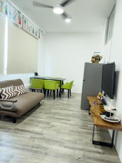 Catus Theme Walk Up Apartment Matang - 9