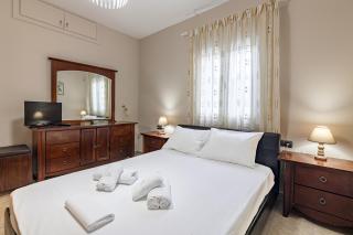 Istamnos Villa with Shared Swimming Pool - Heraklion - 2