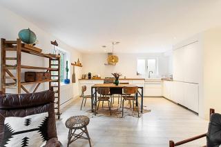 Tranquil 2 Bedroom Apartment in East London - London - 6