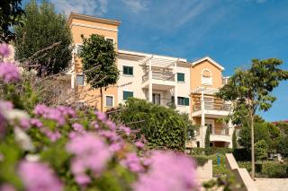 Contemporary One Bedroom Apartment - Lustica Centrale - 1