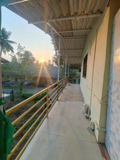 ANTARA Holiday Home - Alībāg - 2