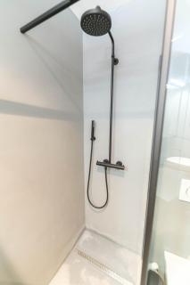 Old Town Diamond, adorable sunny apartment with AC - 9