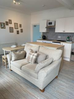 The Studio Apartment, Sleeps 4, Town Centre - Brampton - 7