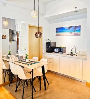 Gotcha Imperium Residence, Spacious Seaview Studio I Fits Couple, Friends & Family 5PAX - 1