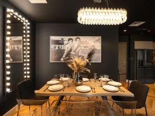 Glamorous Full Fountain view High Floor 4 BR APT - 7