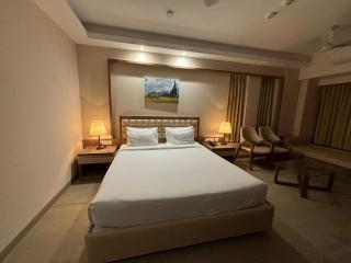 The Pearl Club Resort - Shānti Niketan - 5