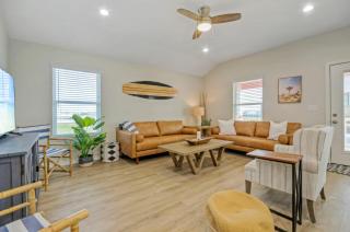 Patio Lounge w Firepit Nature Preserve Views Surf-n-dipity by AvantStay - 5