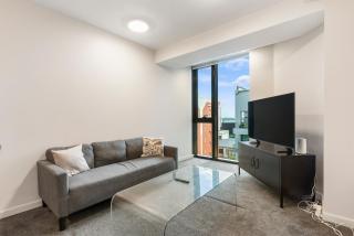 Urban Haven Opposite Sky Tower with TWO Free Carparks - Auckland - 5