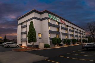 Red Roof Inn Flint - 5