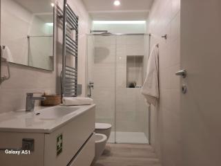 Suite Naviglio Grande - Milan - 8