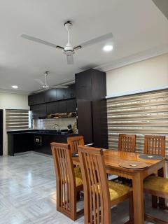B4 Rentals - Ajiringano - 3