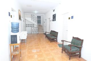 Omah Manahan - 1