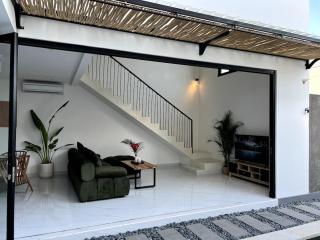 LUX Villa, Private Pool Berawa - Canggu - 1