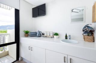 City Studio Apt near Hospital Pool Mountain view - Cairns North - 5