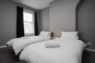 Serviced Accommodation Liverpool by Tomla- Free Parking - Liverpool - 1