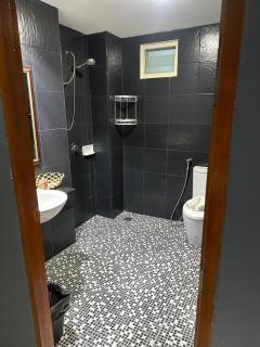 Central Perk Hotel - 1