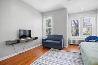 Columbia Heights Townhouse - Washington - 1