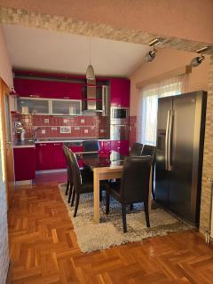 UnaTea Suites - Bar - 3