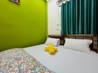 Om Home Stay AC Rooms - Ayodhya - 2