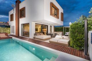 Villa Adora for 6 people in Pula with private pool & children playground - Pula - 0