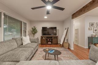 Rustic Charm - Owasso - 3