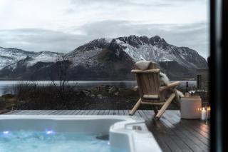 Luksushytte med Jacuzzi, Summer&Winter Retreat - Lyngværet - 9