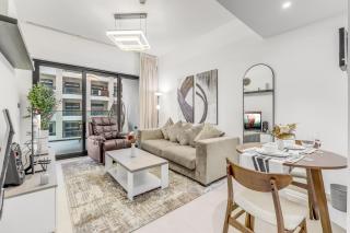 Binghatti 1-Bedroom Dream Stay - 0
