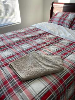 Queen Room Close To Tesla Plant, HWY 130 - Manor - 6