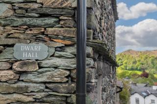 Dwarf Hall - central Ambleside - 5