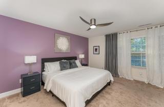 Stylish Getaway near City Center and Amphitheater - Raleigh - 1
