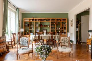 Veeve - Enduring Grace - París - 2
