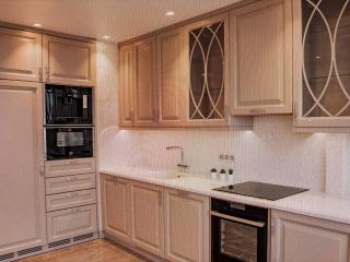 Urban Retreat Parkside Suite with Terrace and Entertainment - 1