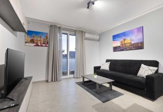 Luxurious & Spacious 2BD Accomodation at The Podium - Yacht Marina Area, Close to Valletta - Msida - 2
