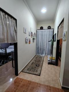 Sri MaLati Homestay and Event Space - Balik Pulau - 3